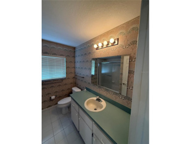 *** DON'T MISS THIS OPPORTUNITY TO MAKE THIS HOME YOUR OWN *** on Ocala Palms Golf and Country Club in Florida - for sale on GolfHomes.com, golf home, golf lot