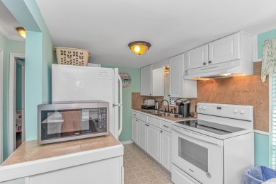 Do you want to live on VACATION full time or have a fabulous on Prestwick Country Club in South Carolina - for sale on GolfHomes.com, golf home, golf lot