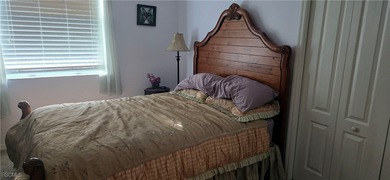 Come see this well decorated condo located right on the Gateway on Gateway Golf and Country Club in Florida - for sale on GolfHomes.com, golf home, golf lot