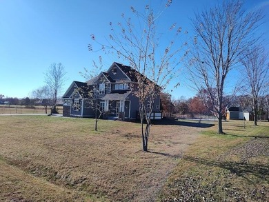 2,470 Square Foot Home in Desirable Eagle Trace Subdivision just on Eagle Trace Golf Course in Kentucky - for sale on GolfHomes.com, golf home, golf lot