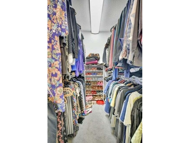 Welcome to Hunters Run Country Club! This spacious 2-bedroom on Hunters Run Golf and Country Club in Florida - for sale on GolfHomes.com, golf home, golf lot