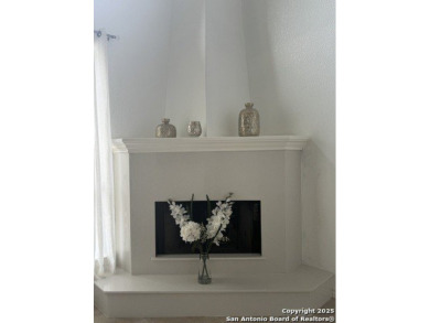 Move in ready newly renovated Sonterra beauty!Brand new AC unit on The Club at Sonterra in Texas - for sale on GolfHomes.com, golf home, golf lot