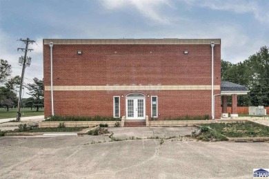 If you are seeking a location to establish a business, grow your on Rea Park Golf Course in Indiana - for sale on GolfHomes.com, golf home, golf lot
