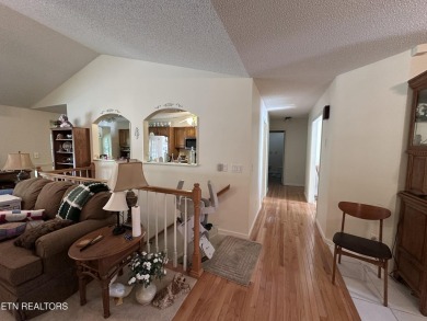 Beautiful brick 3 bedroom, 3 bathroom home in sought-after on Druid Hills Golf Club in Tennessee - for sale on GolfHomes.com, golf home, golf lot