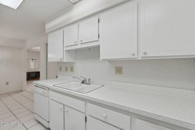 Priced to sale! Make this mid-century townhome what you desire on Sun City Lakes West and East in Arizona - for sale on GolfHomes.com, golf home, golf lot