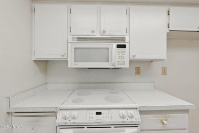 Priced to sale! Make this mid-century townhome what you desire on Sun City Lakes West and East in Arizona - for sale on GolfHomes.com, golf home, golf lot