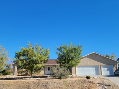 Fantastic 4 bedroom 2 Full bath home,in Crystalaire  which has a on Crystalaire Country Club in California - for sale on GolfHomes.com, golf home, golf lot