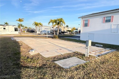 Soak up the best of what Florida has to offer! Welcome to on Kelly Greens Golf and Country Club in Florida - for sale on GolfHomes.com, golf home, golf lot