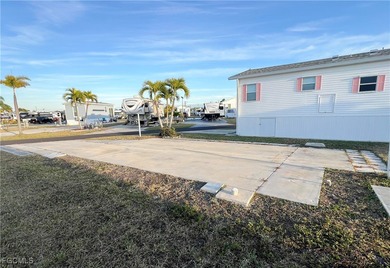 Soak up the best of what Florida has to offer! Welcome to on Kelly Greens Golf and Country Club in Florida - for sale on GolfHomes.com, golf home, golf lot