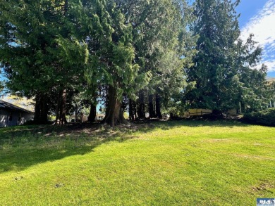 NNA Prater Place on  in Washington - for sale on GolfHomes.com, golf home, golf lot