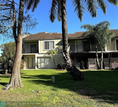 This charming 2-bedroom, 1.5-bath corner-unit townhome offers on Colony West Country Club in Florida - for sale on GolfHomes.com, golf home, golf lot