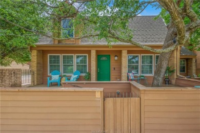 Enjoy the ideal blend of comfort and convenience in this on Briarcrest Country Club, Inc. in Texas - for sale on GolfHomes.com, golf home, golf lot