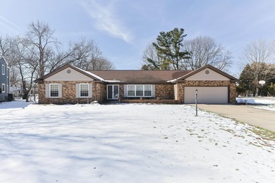 Welcome to your beautifully updated 4 bedroom, 2.5 bath ranch on Knollwood Country Club in Indiana - for sale on GolfHomes.com, golf home, golf lot