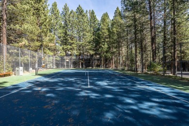 This 1-bedroom loft, 2-bathroom unit offers an excellent floor on Sierra Star Golf Course in California - for sale on GolfHomes.com, golf home, golf lot