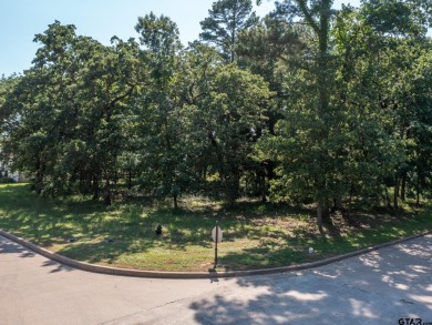 Beautiful corner lot in Eagles Bluff. Looking to live where you on Eagles Bluff Golf Course in Texas - for sale on GolfHomes.com, golf home, golf lot