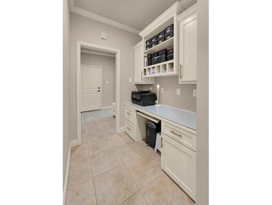 This beautiful home, located in a cul-de-sac within the on Twin Rivers Golf Club in Texas - for sale on GolfHomes.com, golf home, golf lot