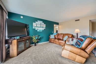 Beautiful Downstairs Condo - On The 18th Fairway at the Historic on Las Vegas Country Club in Nevada - for sale on GolfHomes.com, golf home, golf lot