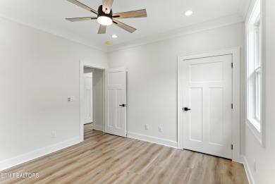 A MUST SEE, 2,811sqft NEW Construction.  FLAT Lot. This 4 BR, 3 on Tellico Village Golf Club in Tennessee - for sale on GolfHomes.com, golf home, golf lot
