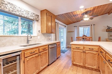 Welcome to this charming 3-bedroom, 2.5-bathroom home located in on Lake Almanor West Golf Course in California - for sale on GolfHomes.com, golf home, golf lot