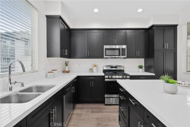 Welcome to 747 Savi Dr #104, a stunning tri-level end-unit on Green River Golf Club in California - for sale on GolfHomes.com, golf home, golf lot
