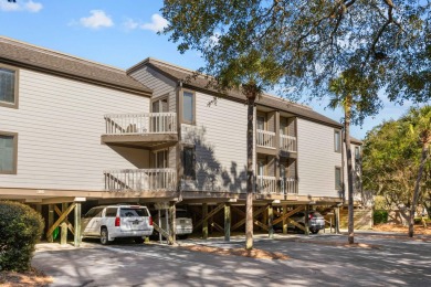 Well maintained, second floor condo overlooking the tennis on The Seabrook Island Club in South Carolina - for sale on GolfHomes.com, golf home, golf lot
