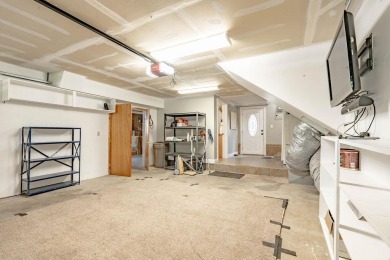 Welcome to this charming 3-bedroom, 2.5-bathroom home located in on Lake Almanor West Golf Course in California - for sale on GolfHomes.com, golf home, golf lot