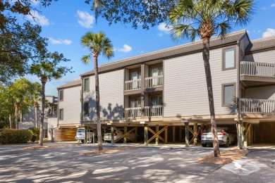 Well maintained, second floor condo overlooking the tennis on The Seabrook Island Club in South Carolina - for sale on GolfHomes.com, golf home, golf lot