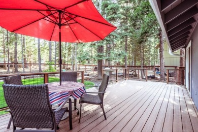 Welcome to this charming 3-bedroom, 2.5-bathroom home located in on Lake Almanor West Golf Course in California - for sale on GolfHomes.com, golf home, golf lot