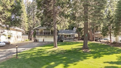 Welcome to this charming 3-bedroom, 2.5-bathroom home located in on Lake Almanor West Golf Course in California - for sale on GolfHomes.com, golf home, golf lot