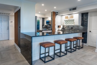 Beautifully renovated 2-bedroom, 2-bath condo in desirable Palm on Palm-Aire Country Club and Resort - Palms in Florida - for sale on GolfHomes.com, golf home, golf lot