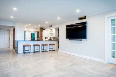 Beautifully renovated 2-bedroom, 2-bath condo in desirable Palm on Palm-Aire Country Club and Resort - Palms in Florida - for sale on GolfHomes.com, golf home, golf lot