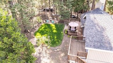 Welcome to this charming 3-bedroom, 2.5-bathroom home located in on Lake Almanor West Golf Course in California - for sale on GolfHomes.com, golf home, golf lot