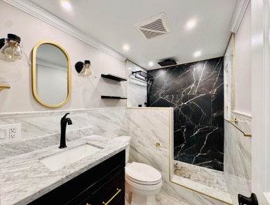 Beautifully renovated 2-bedroom, 2-bath condo in desirable Palm on Palm-Aire Country Club and Resort - Palms in Florida - for sale on GolfHomes.com, golf home, golf lot