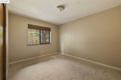 A comfortable 2126sqft, 2level cabin w/ 4bed, 3bath + bonus rm on Pine Mountain Lake Country Club in California - for sale on GolfHomes.com, golf home, golf lot