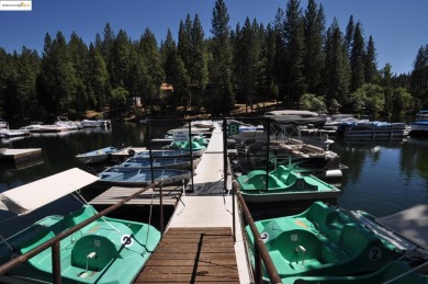 A comfortable 2126sqft, 2level cabin w/ 4bed, 3bath + bonus rm on Pine Mountain Lake Country Club in California - for sale on GolfHomes.com, golf home, golf lot