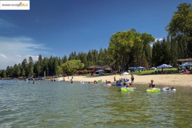 A comfortable 2126sqft, 2level cabin w/ 4bed, 3bath + bonus rm on Pine Mountain Lake Country Club in California - for sale on GolfHomes.com, golf home, golf lot
