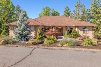 Resort-style living awaits at this beautifully updated on Running Y Ranch Resort in Oregon - for sale on GolfHomes.com, golf home, golf lot