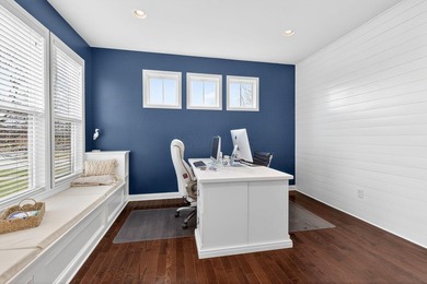 Welcome to this stunning one-owner Fischer home located in the on Glen Ross Golf Club in Ohio - for sale on GolfHomes.com, golf home, golf lot