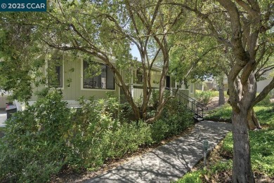 Desirable duplex Del Monte Co-op unit with only one shared wall! on Rossmoor Golf Course in California - for sale on GolfHomes.com, golf home, golf lot