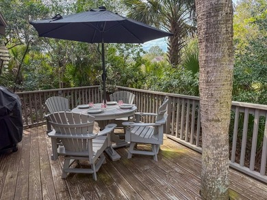 Welcome to your home away from home. Walking distance to the on The Seabrook Island Club in South Carolina - for sale on GolfHomes.com, golf home, golf lot