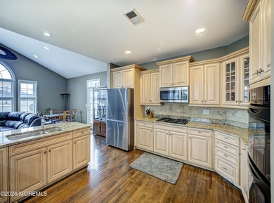 Open and airy 3 bedroom 2 1/2 bath Dunbar model patio home in on Battleground Country Club in New Jersey - for sale on GolfHomes.com, golf home, golf lot