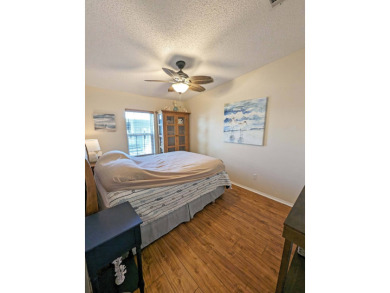 3 Bedroom | 2 Bath | 1,344 sq ft | $139,900    Four Lakes Golf on Four Lakes Golf Club in Florida - for sale on GolfHomes.com, golf home, golf lot