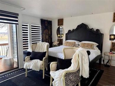 Beautifully updated downstairs studio condo offering comfort on Falconhead Resort and Country Club in Oklahoma - for sale on GolfHomes.com, golf home, golf lot