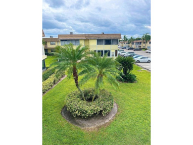 Bring your toothbrush and Enjoy living the Florida lifestyle in on Addison Reserve in Florida - for sale on GolfHomes.com, golf home, golf lot