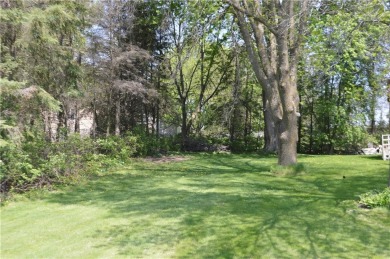 JUST LISTED - 3 BEDROOM, 2 BATH COUNTRY HOME BUILT ON A DEAD END on Lynndales Golf in Wisconsin - for sale on GolfHomes.com, golf home, golf lot