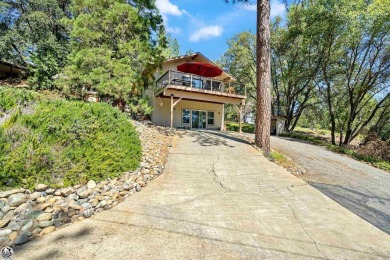 Cabin completely remodeled, with luxury vinyl plank flooring on Pine Mountain Lake Country Club in California - for sale on GolfHomes.com, golf home, golf lot