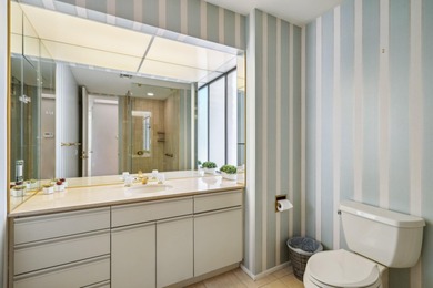 Discover this beautifully updated 4-bedroom, 4.5-bath home in on The Club At Morningside in California - for sale on GolfHomes.com, golf home, golf lot