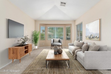 Charming single-level home in a community loaded with on Las Colinas Golf Club in Arizona - for sale on GolfHomes.com, golf home, golf lot