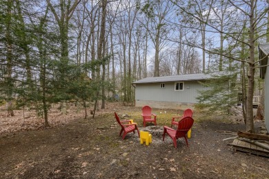BACK ON MARKET! Cozy 2 bed 1 bath chalet home in golf community on Pocono Farms Country Club in Pennsylvania - for sale on GolfHomes.com, golf home, golf lot