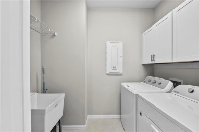 Stunning CRESTVIEW Model - Lightly Lived In & Move-In on Sarasota National Golf Club in Florida - for sale on GolfHomes.com, golf home, golf lot